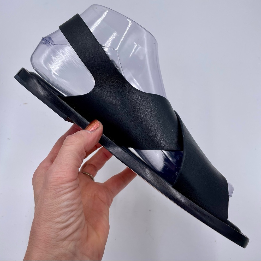 NEW Everlane Black Leather City Crossover Sandal‎ in Size 6 - Picture 10 of 14